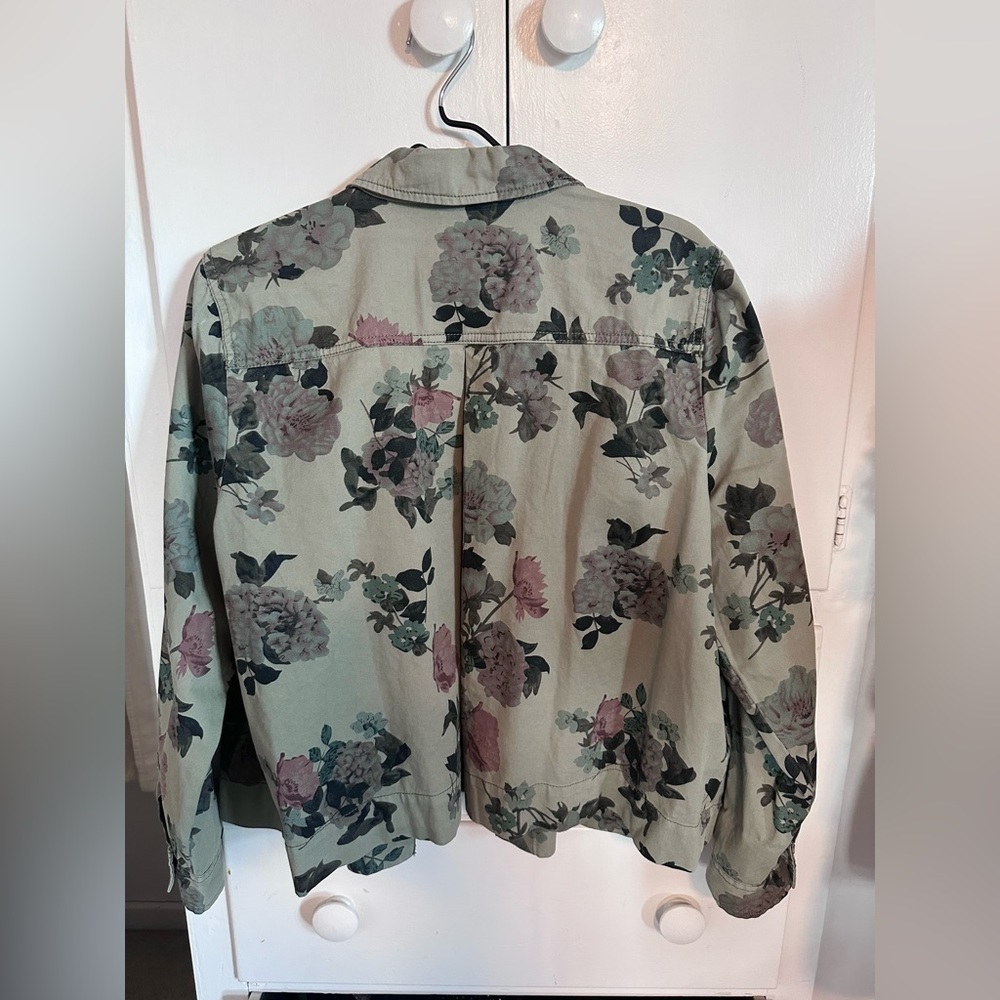 Westport Women's Jacket Floral Camo Collared Button-up Cuff Sleeve XL - Picture 3 of 16